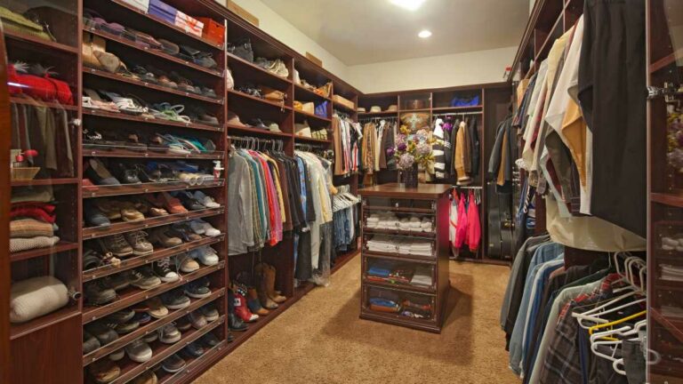 Como organizar o closet